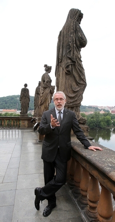 Ředitel Ondřej Černý.